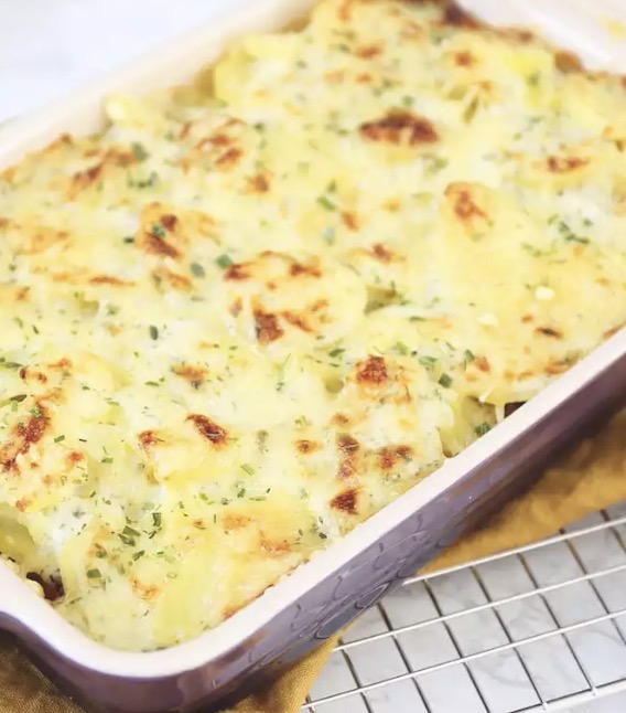 Gegratineerde bloemkoolschotel